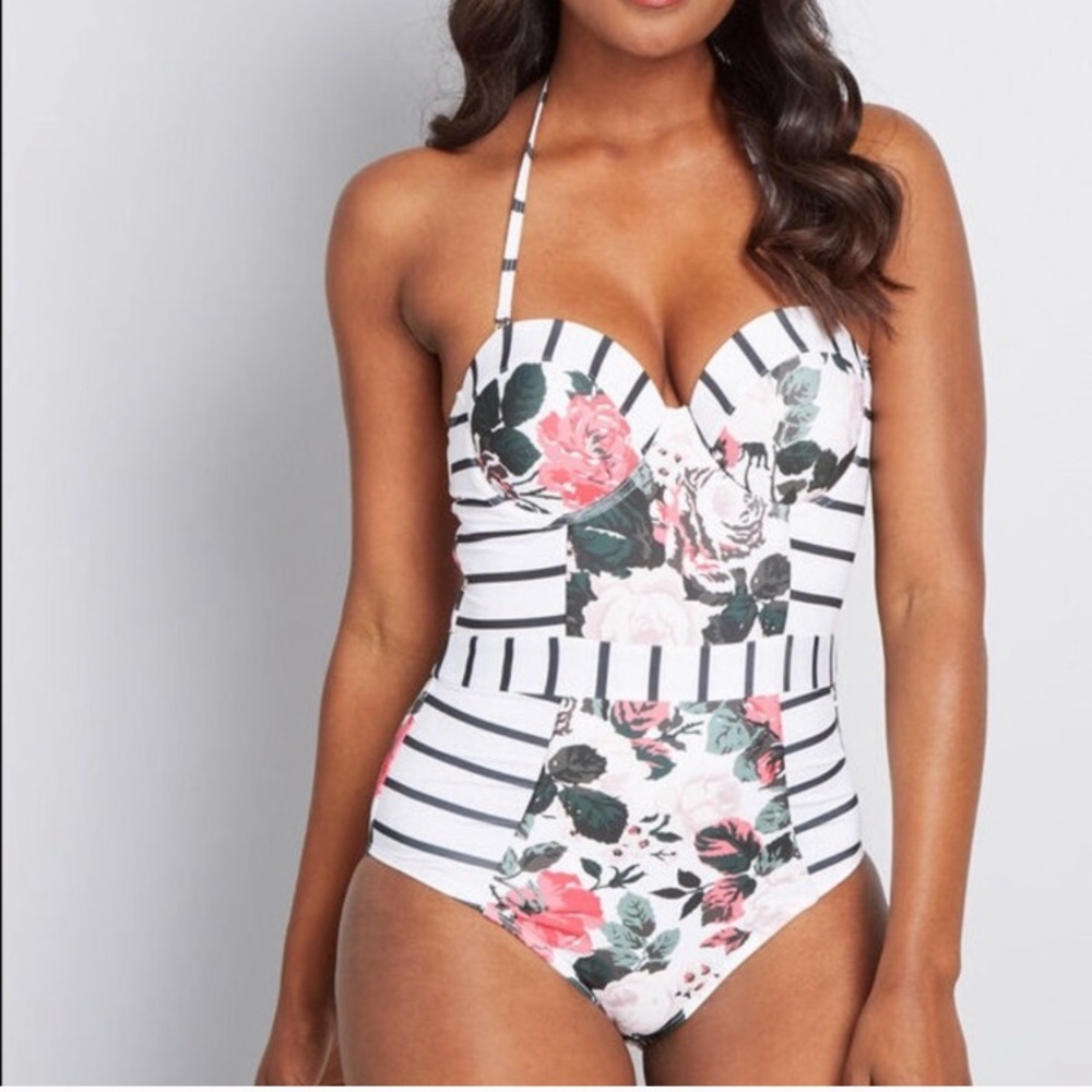 NEW Modcloth Harper Floral Swimsuit - Picture 1 of 1